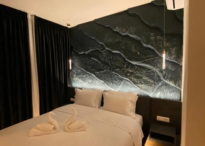 Blloku 3* Tirana