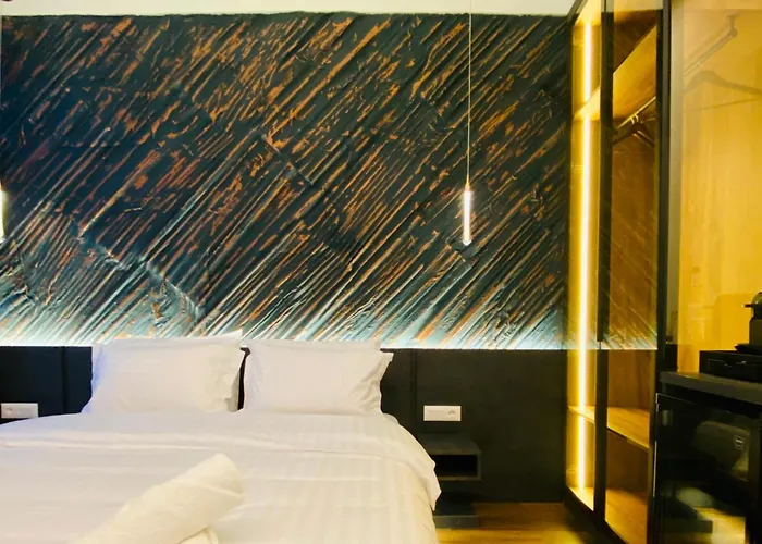 Blloku Gasthuis Tirana